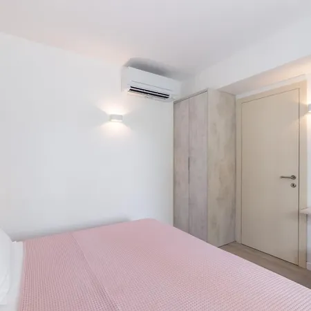 Beachfront Sunset - Srzic * Makarska