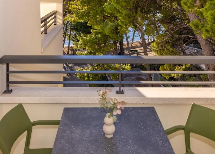 Beachfront Sunset - Srzić 3* Makarska