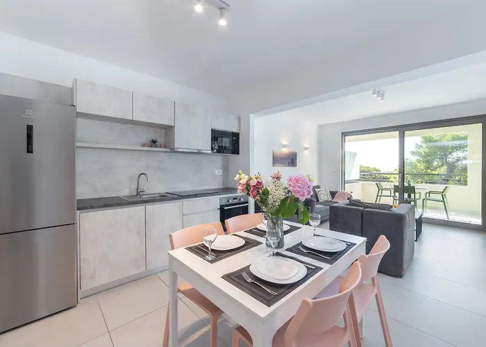 Beachfront Sunset - Srzic 3* ماكارسكا